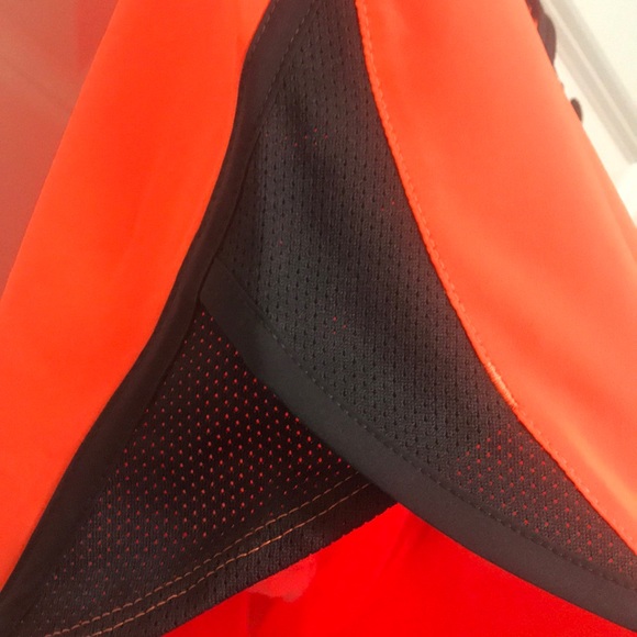 Under Armour Running/Athleisure Shorts, NWT! - Picture 4 of 9